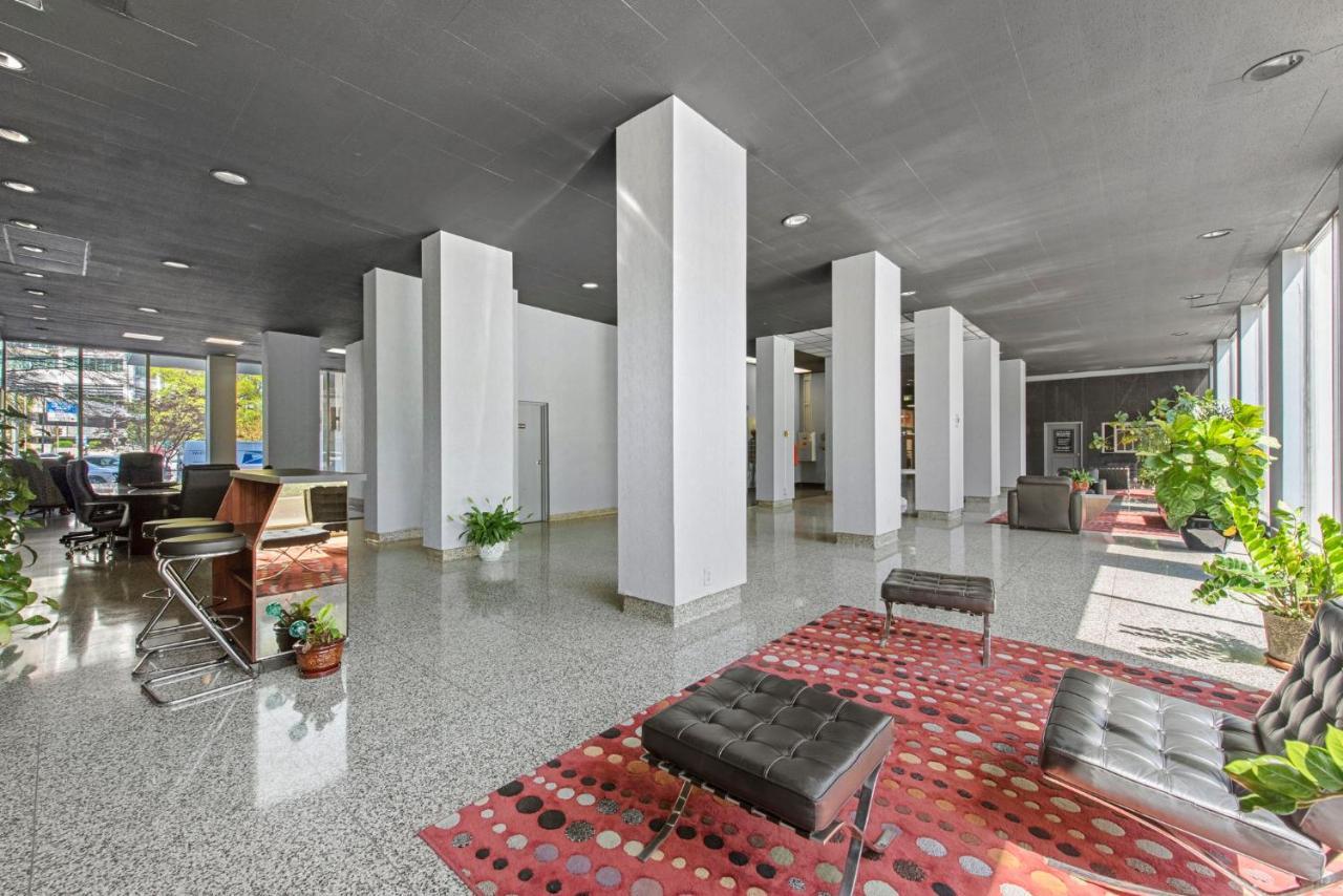 804 Free Parking Modern Downtown Apt, Great Wifi Атланта Экстерьер фото